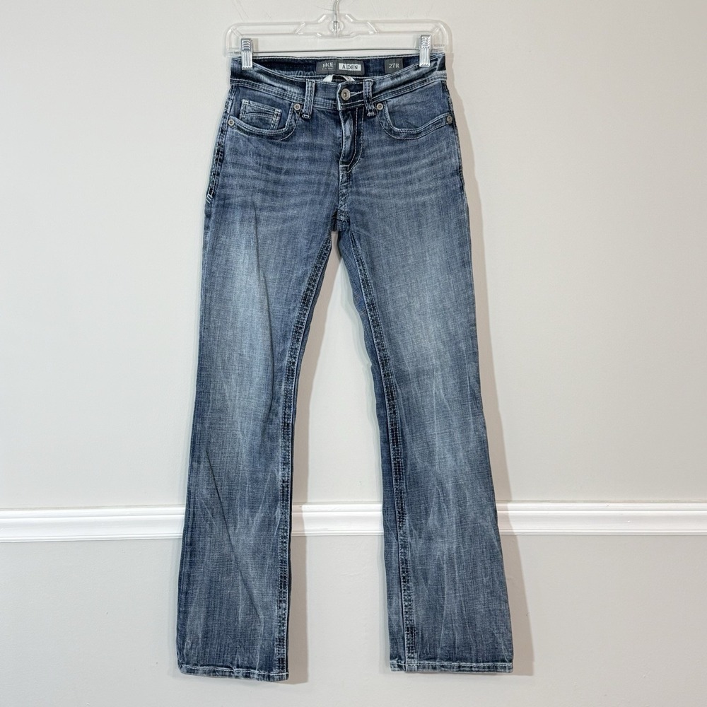 BKE Aiden Jeans Mens Measures 27x31 Med Wash Straight Leg Whiskered Stretch